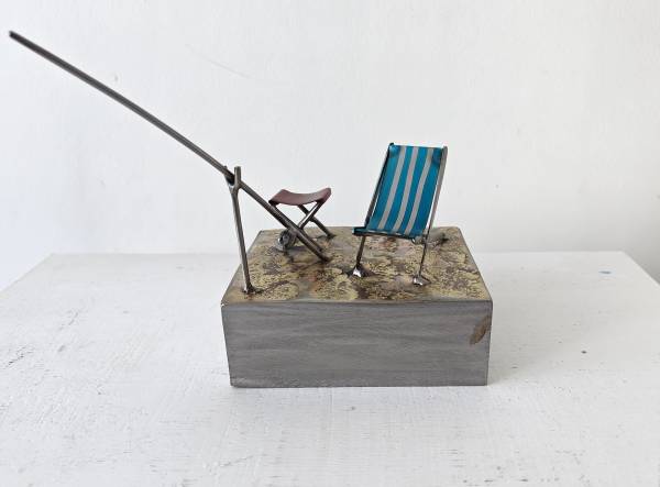 - a , metal Sculpture by Whittle Design, measuring 20 x 14 cm (H x W) £145